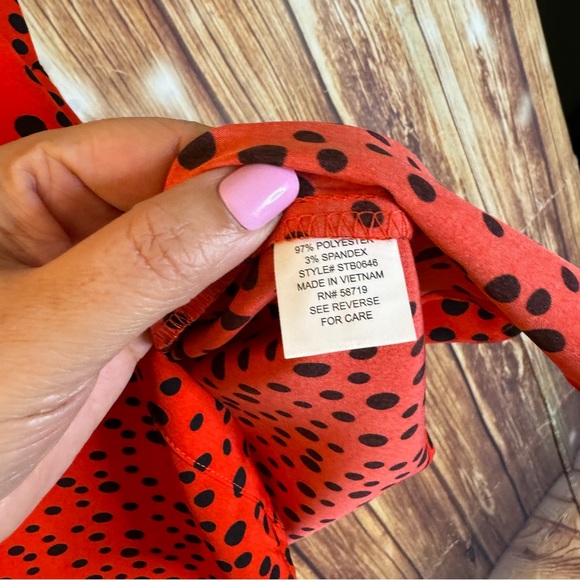 Notations Women’s Sleeveless Polka Dot Red Button Down Shirt Size Large - Picture 9 of 9